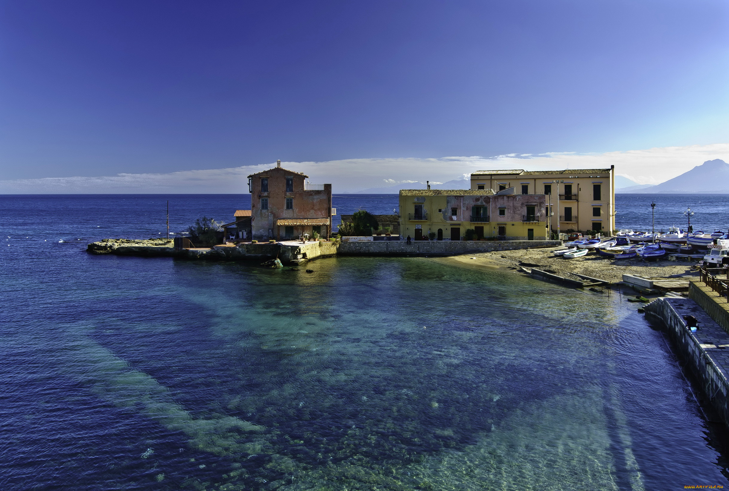 Домик в Палермо на острове Сицилия (Италия)